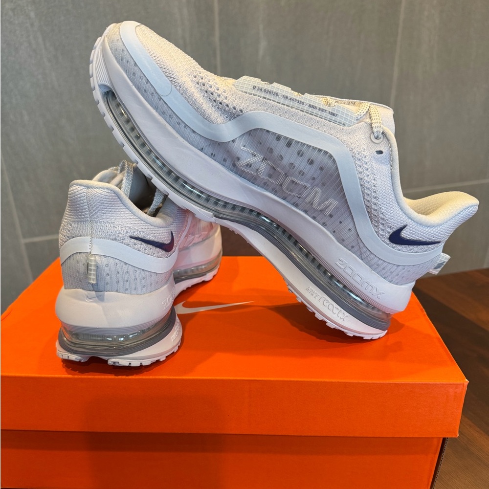 Women’s Nike Pegasus Premium - Picture 2 of 4